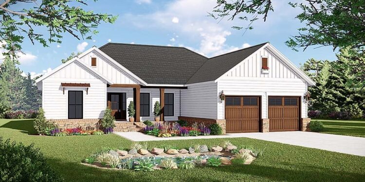 3 Bed, 2 Bath Traditional House Plan with 1600 Sq Ft