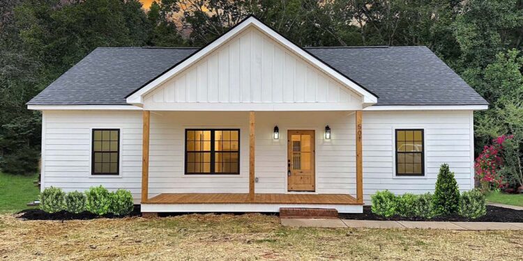 Ranch Style with 3 Bed, 2 Bath: A Perfect Family Home