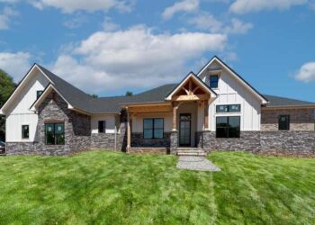 One-Level New American Craftsman – Spacious, Versatile & Family-Ready (~3,413 Sq Ft