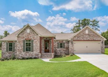 4-Bed House Plan with Open Layout