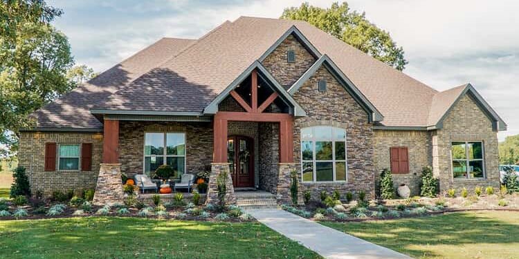 4-Bedroom Modern Prairie Style Home – ~3,287 Sq Ft of One-Level Living & Courtyard Flow