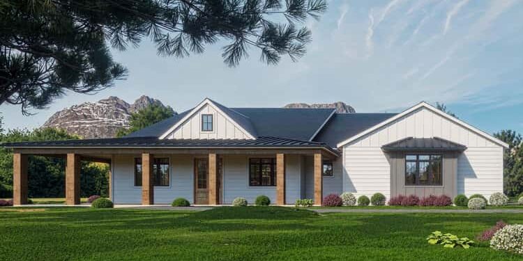 One-Story Country Farmhouse with Vaulted Great Room & Master – Cozy, Clever & Family-Friendly (~2,232 Sq Ft)