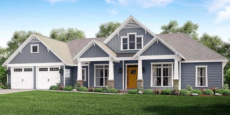 4-Bed Craftsman Home with Tapered Columns – ~2,759 Sq Ft of Warm, Classic Living
