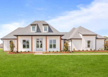 4-Bed Traditional Southern Style House – Elegant & Family-Friendly Living (~2,487 Sq Ft)