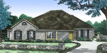 European Duplex with Modern Charm & Dual Living Spaces – Comfortable, Private & Functional (~3,978 Sq Ft)