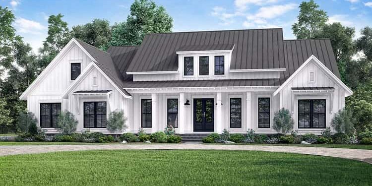Open-Concept Farmhouse with Bonus Over Garage – Spacious, Adaptable & Family-Ready (~2,700+ Sq Ft)