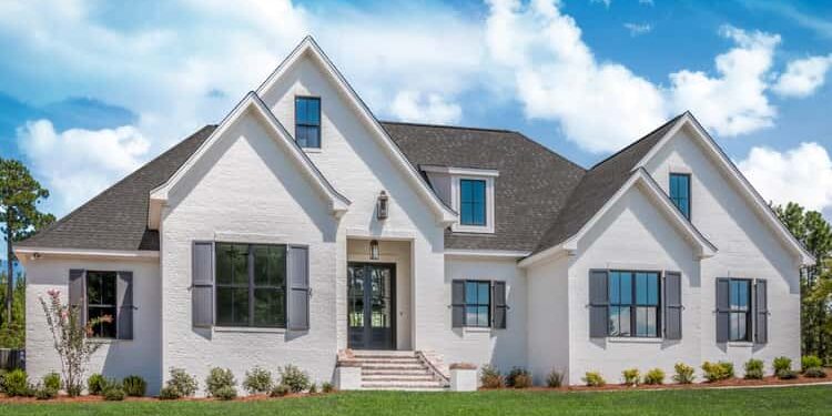 4-Bed Farmhouse with Luxurious Master Suite – Spacious, Stylish & Comfort-Focused (~2,986 Sq Ft)