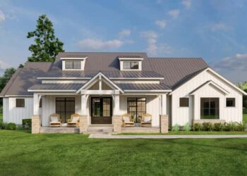 4-Bed Modern Farmhouse Under 2,700 Sq Ft — Cozy Comfort & Vaulted Outdoor Living (~2,679 Sq Ft)