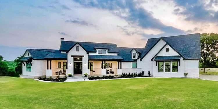 Exclusive 4-Bed Home with Bonus 5th Bedroom Above Angled Garage – Elegant, Open & Family-Friendly (~3,576 Sq Ft)