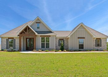 Craftsman Plan – ~1,998 Sq Ft of Comfortable Living with 4 Bedrooms and 2.5 Bathrooms