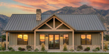 Craftsman House Plan – 1,638 Sq Ft, 3 Bedrooms, 2 Bathrooms