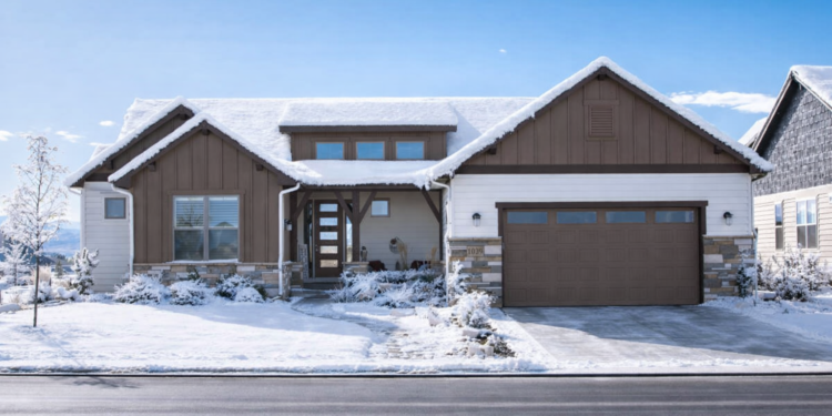 Modern House Plan – 2,284 Sq Ft, 3–5 Bedrooms, 2.5 Bathrooms