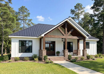 Modern Farmhouse Plan – 1,491 Sq Ft, 3 Bedrooms, 2 Bathrooms