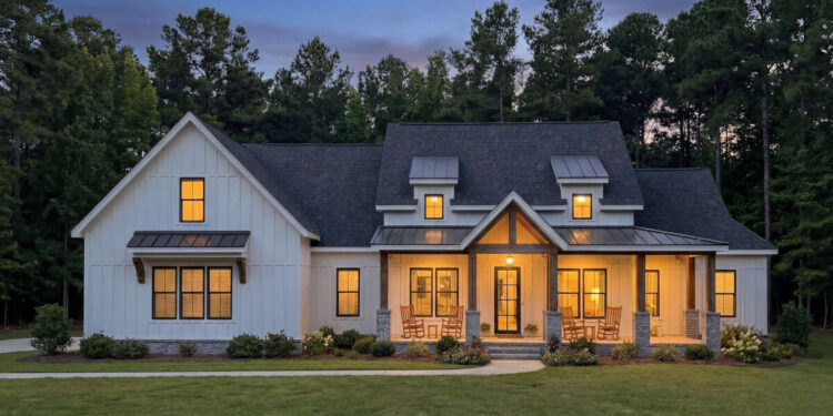 Modern Farmhouse Plan – 2,376 Sq Ft, 3–4 Bedrooms, 3.5 Bathrooms