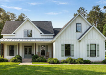 Modern Farmhouse Plan – 1,563 Sq Ft, 3–4 Bedrooms, 2 Bathrooms