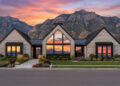 Modern Transitional Living – 2675 Sq Ft, 4 Bedrooms, 3 Bathrooms