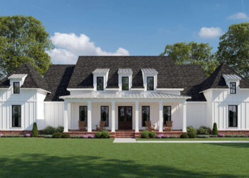 Modern Farmhouse Plan – 2,986 Sq Ft, 4 Bedrooms, 3.5 Bathrooms