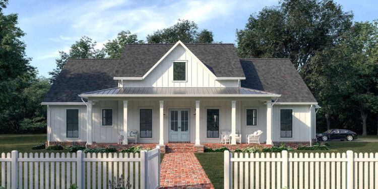 2315 Sq. Ft. Modern Farmhouse Plan with 3 Bedrooms and Outdoor Kitchen